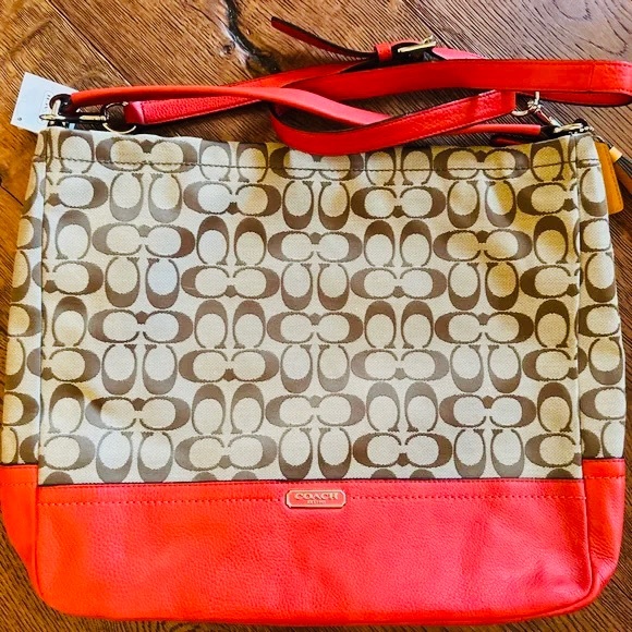 Coach Red and Tan Shoulder Bag - Picture 6 of 6